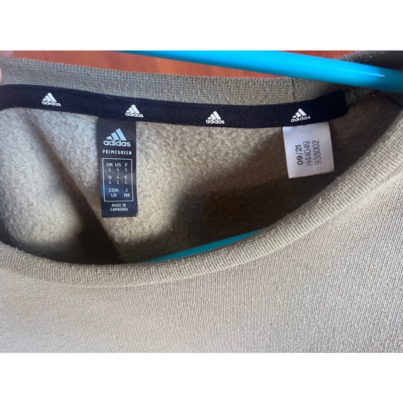 Men's Adidas Crewneck Sweatshirt - Picture 4 of 4